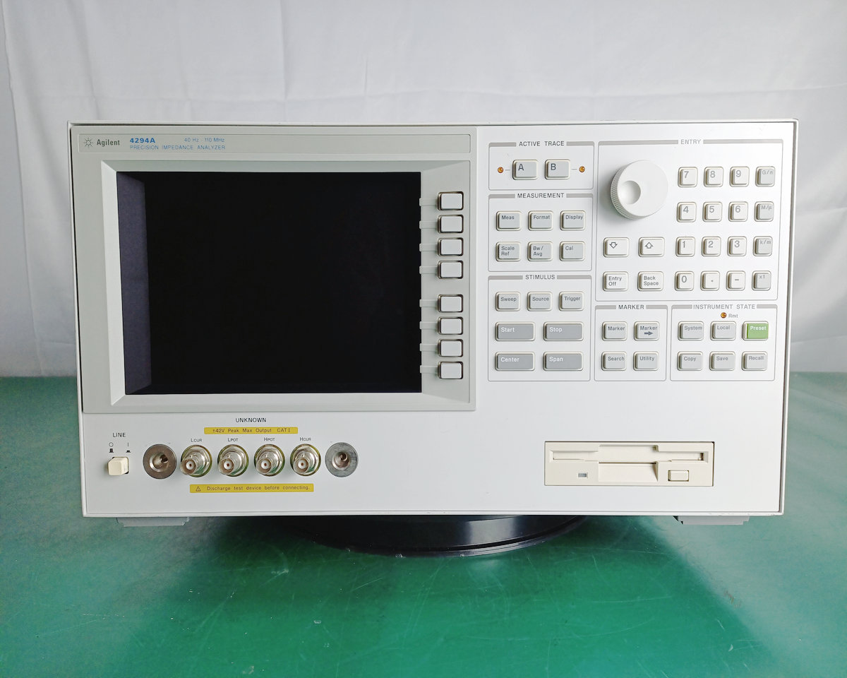 �N��|���݂� 4294A �����迹�����x /Agilent�s�ԈD