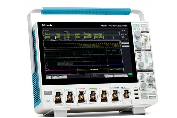 ̩�� MSO46B 4-BW-1000 �����̖ʾ����/Tektronix�s�ԈD