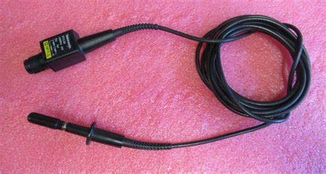 ̩�� P5120 �oԴ�߉�̽�/Tektronix�s�ԈD