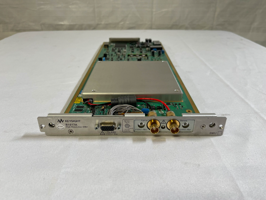 ����|���݂� B1517A �Դ�y����Ԫ/Agilent�s�ԈD