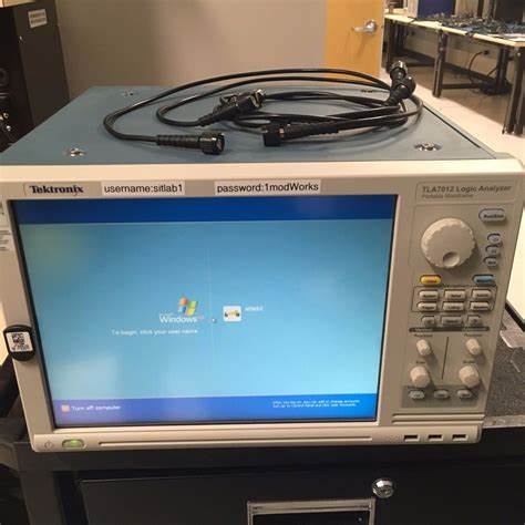 ̩��(Tektronix)	TLA7012	߉݋�����x/Tektronix�s�ԈD