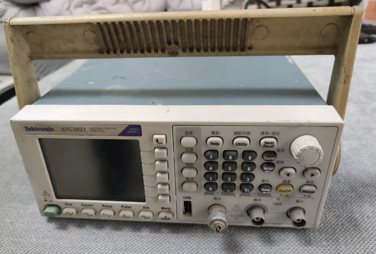 Tektronix AFG2021 ���Ⲩ��/����(sh��)�l(f��)����/Tektronix�s�ԈD