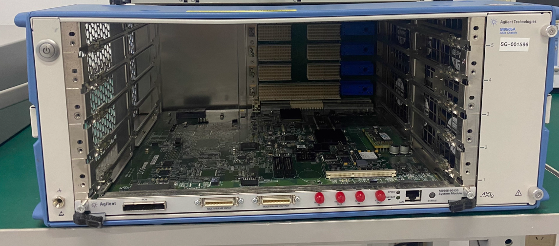 �N�ۡ����U|Agilent M9505A AXIe 5 ��ۙC��/Agilent�s�ԈD