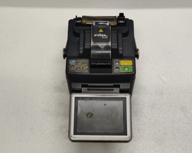 �N�ۡ����U|Fitel S176 ���w�۽әC(j��)/Fitel�s�ԈD