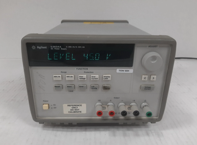 Keysight E3634A	ֱ���Դ/Keysight�s�ԈD