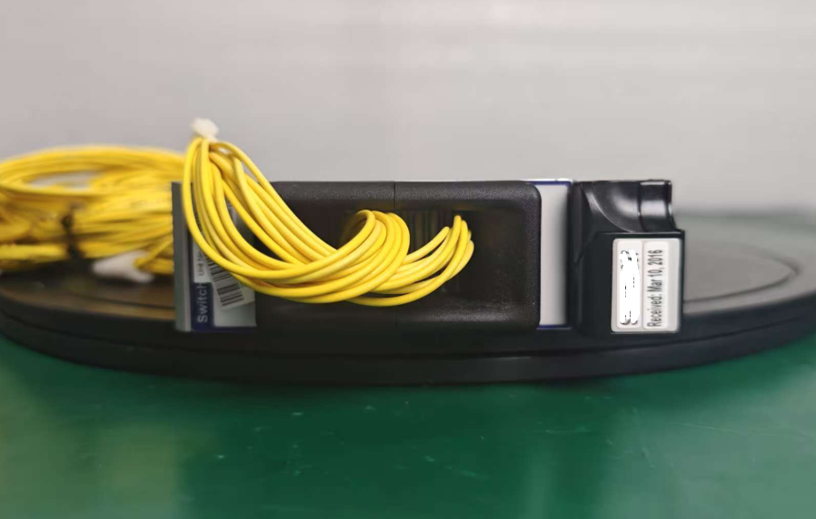 VIAVI MOSW-C142X002PS-M100-MFA ���_�P(gu��n)ģ�K/�����s�ԈD