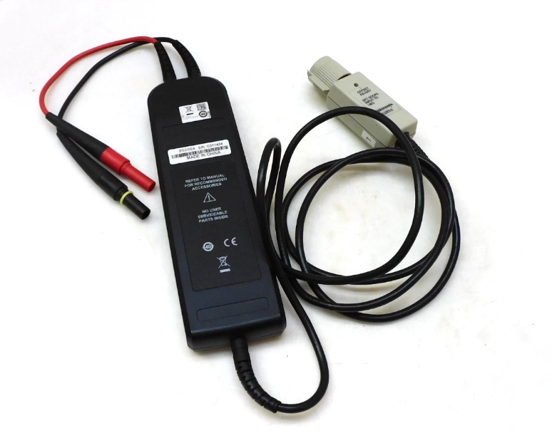 Tektronix P5205A �߉����̽�^/Tektronix�s�ԈD