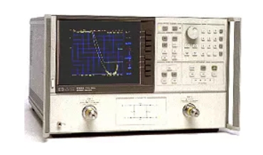 �ǵ¿Ƽ� 8719C ΢���W(w��ng)�j(lu��)�����x��50 MHz �� 13.5 GHz/Keysight�s�ԈD