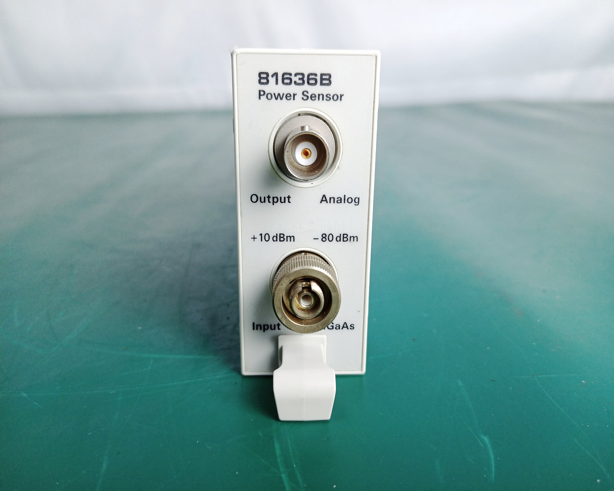 ���݂� 81636B �⹦�ʂ�����/Agilent�s�ԈD