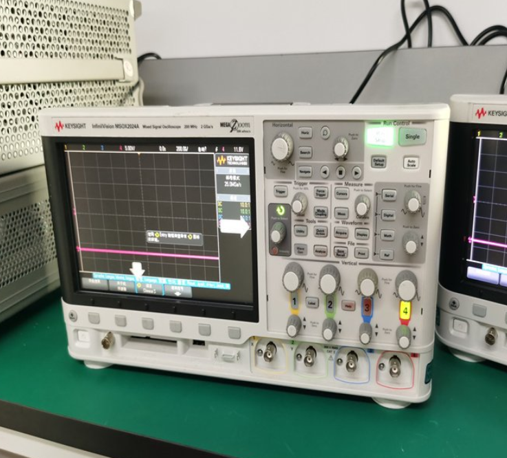 �N��,���U|Keysight MSOS204A ʾ����/Keysight�s�ԈD