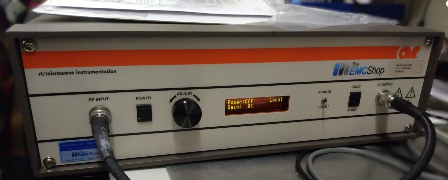 Amplifier Research 50U1000 Uϵ�зŴ���/�����s�ԈD