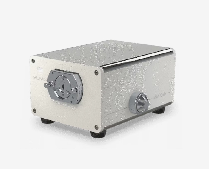 MAX-QM+/SANTEC�s�ԈD