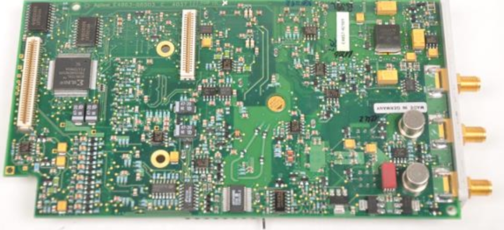 ���݂� E4863A 2.7 Gb/s and 1.65 Gb/s 2.7 Gb/s �� 1.65 Gb/s ParBERT ģ�K/Agilent/HP�s�ԈD