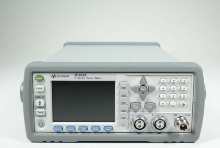 �N�ۡ����U|P ϵ���pͨ���߾��ȹ���Ӌ(j��) 17672/Keysight�s�ԈD