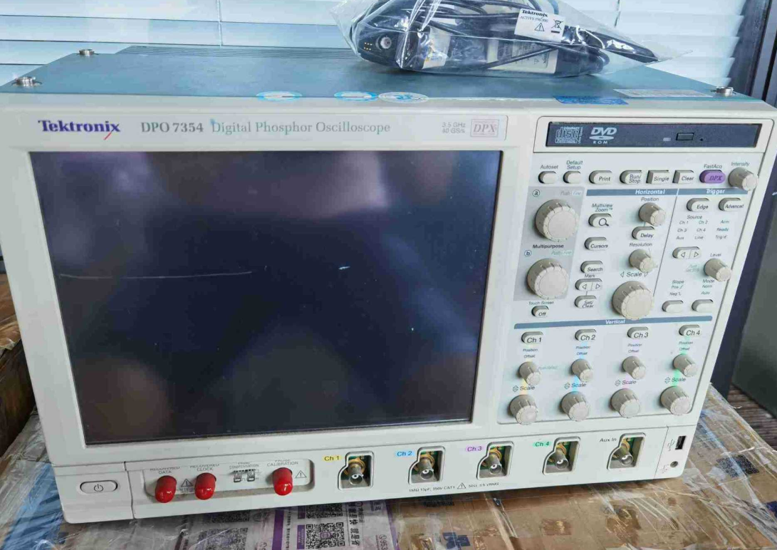 Tektronix DPO7354 ��(sh��)�֟ɹ�ʾ����/Tektronix�s�ԈD