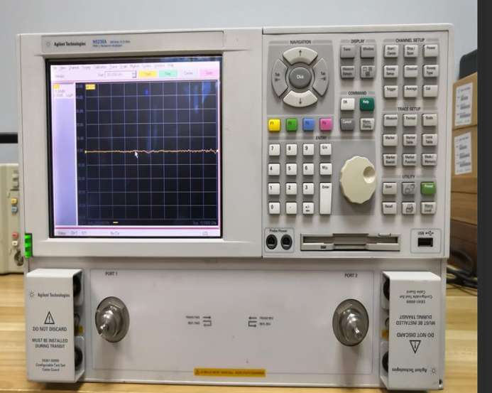 �N��,���U|Keysight B1505A �������������x/Keysight�s�ԈD