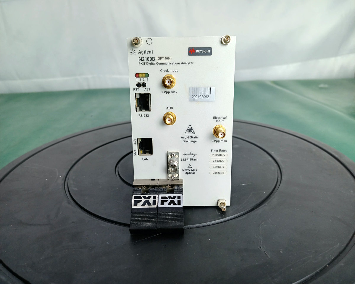 �N�ۡ����U|PXIT ��(sh��)��ͨ�ŷ����xģ�K/Agilent�s�ԈD