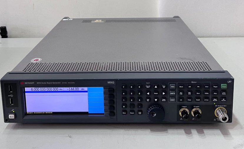 keysight N5182B ʸ����̖�l(f��)����/Keysight�s�ԈD