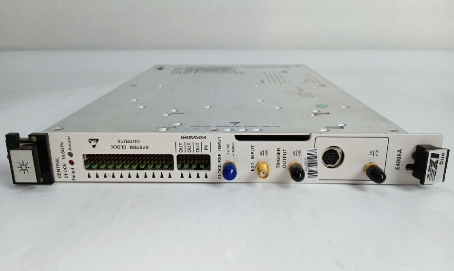 �N�ۡ����U|����r(sh��)�ģ�K 10.8GHz/Agilent�s�ԈD