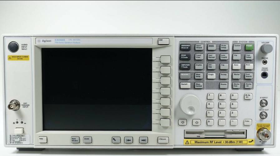 �N��,���U|Agilent E4448A PSA�l�V�����x/Agilent�s�ԈD