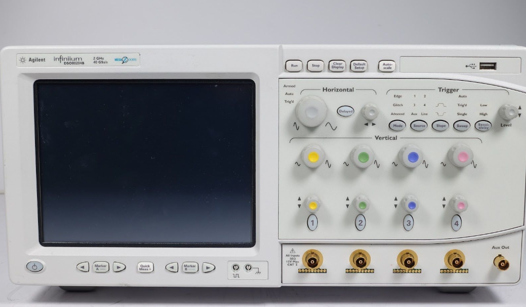 ���݂� DSO80204B ʾ����/Agilent�s�ԈD