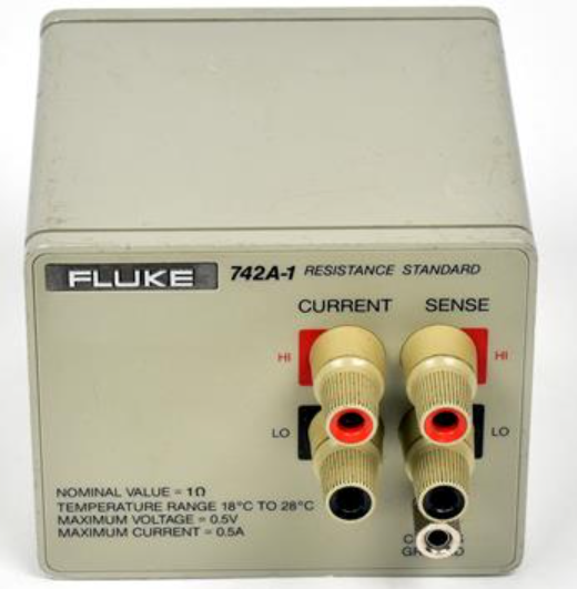 ������ 742A-1 ����(bi��o)��(zh��n)��/FLUKE�s�ԈD