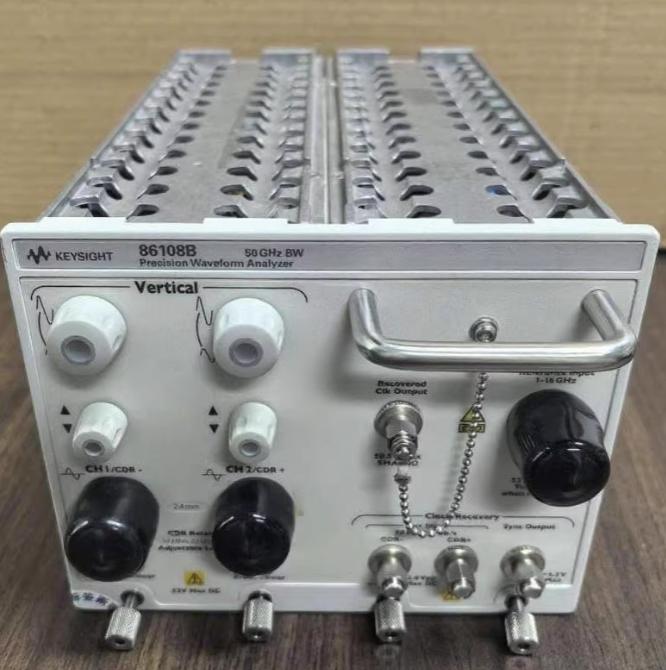 �N�ۡ����U|Keysight 86108B ���ܲ��η����x/Keysight�s�ԈD