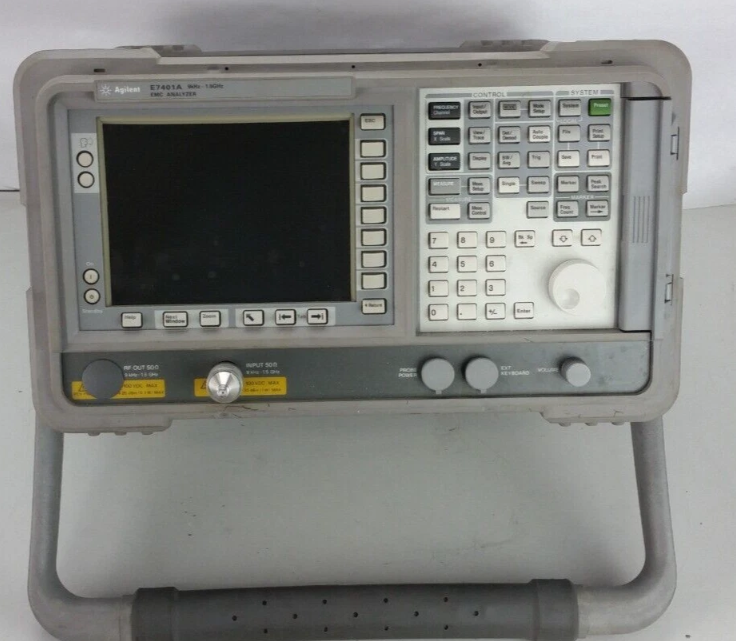 Agilent E7401A �l�V�����x/Agilent�s�ԈD