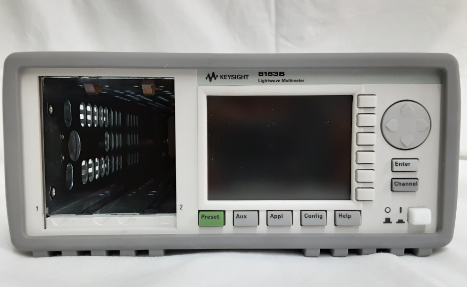 �N��|�ǵ� 8163B �Ⲩ�f�ñ�/Keysight�s�ԈD