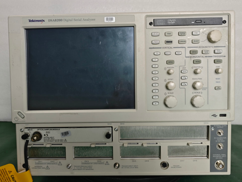 �S��|Tektronix DSA8200+80C15 ʾ�������C(j��)+��ɘ�ģ�K/Tektronix�s�ԈD