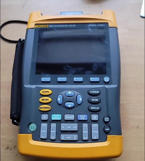 ������ 199C ʾ����/FLUKE�s�ԈD