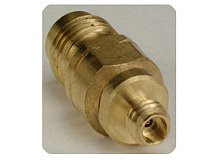 �m����/Keysight�s�ԈD