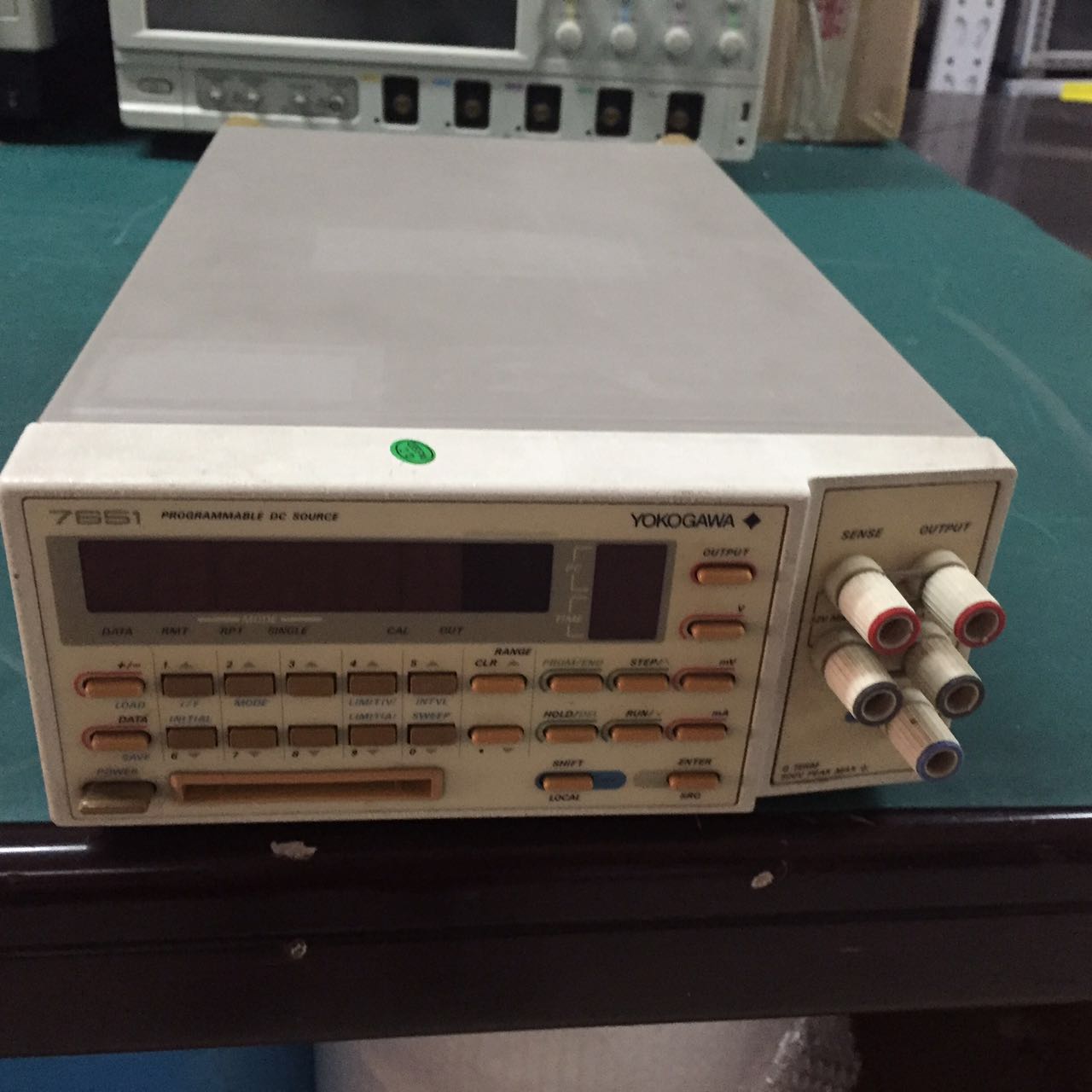 ��늉������(bi��o)��(zh��n)�l(f��)����/YOKOGAWA�s�ԈD