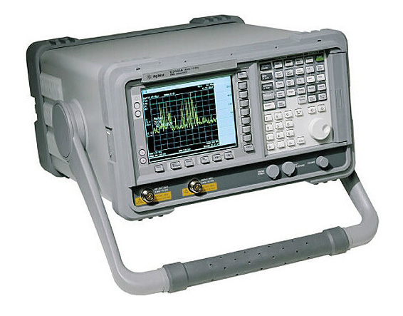 ���݂� E7404A �l�V�����x/Agilent�s�ԈD