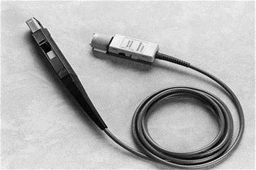 ̽�^/Tektronix�s�ԈD